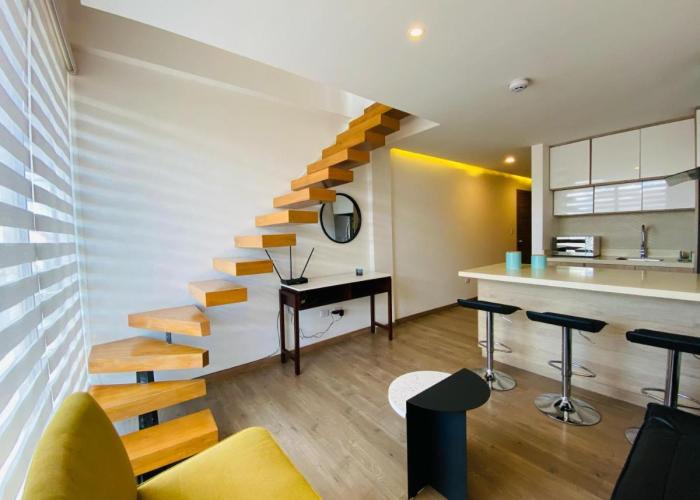Hermoso dúplex nuevo con balcón y terraza