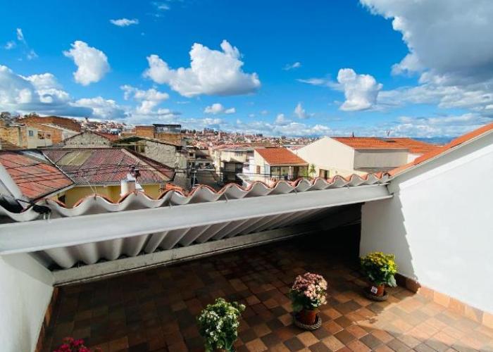 Hermoso dúplex nuevo con balcón y terraza