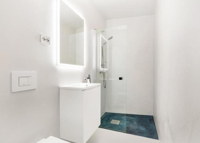Central Guest House - Bedroom with private Bathroom