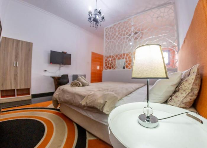 Bed and breakfasts MangoHouse