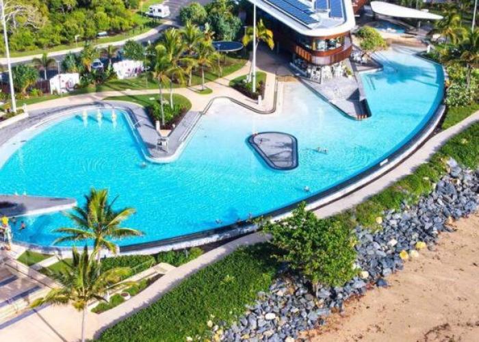 ARay at Cooee Bay - Apt B - Beach House Yeppoon