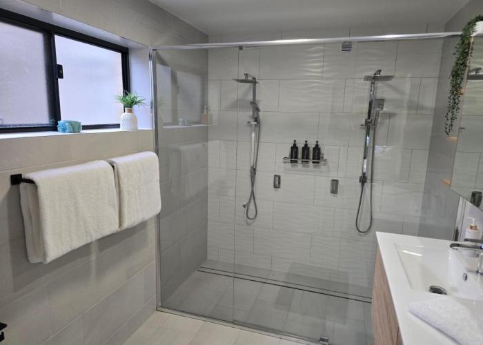 ARay at Cooee Bay - Apt B - Beach House Yeppoon