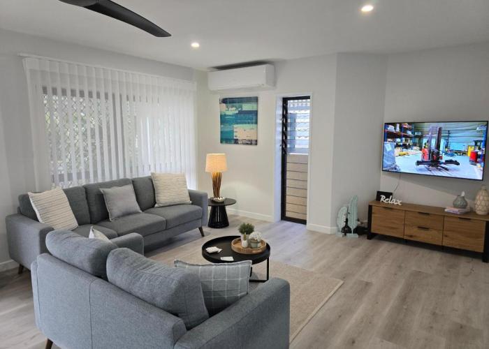 ARay at Cooee Bay - Apt B - Beach House Yeppoon