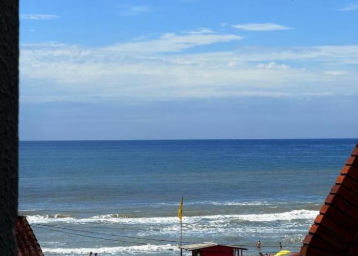 Ótimo apto 50m da areia churrasq 2Q 2 banheiros 301