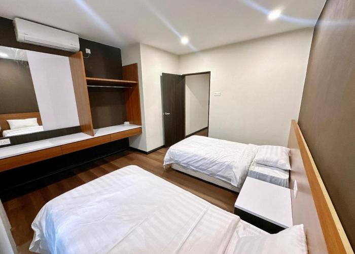 STAR HOTEL