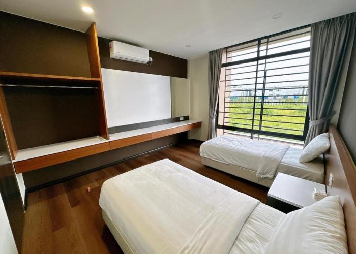 STAR HOTEL