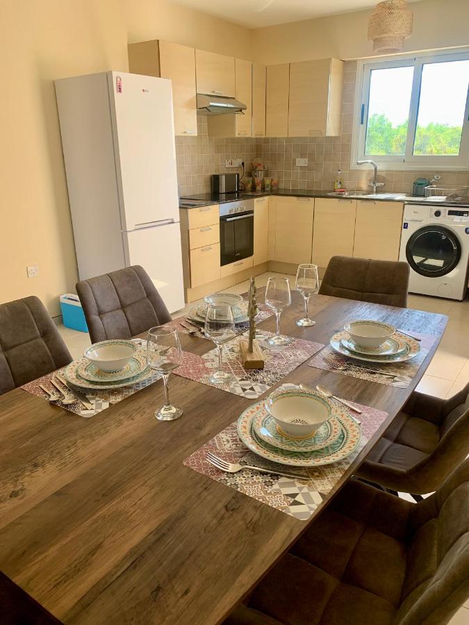 фото Nissi 3 E8 Pool View Apt