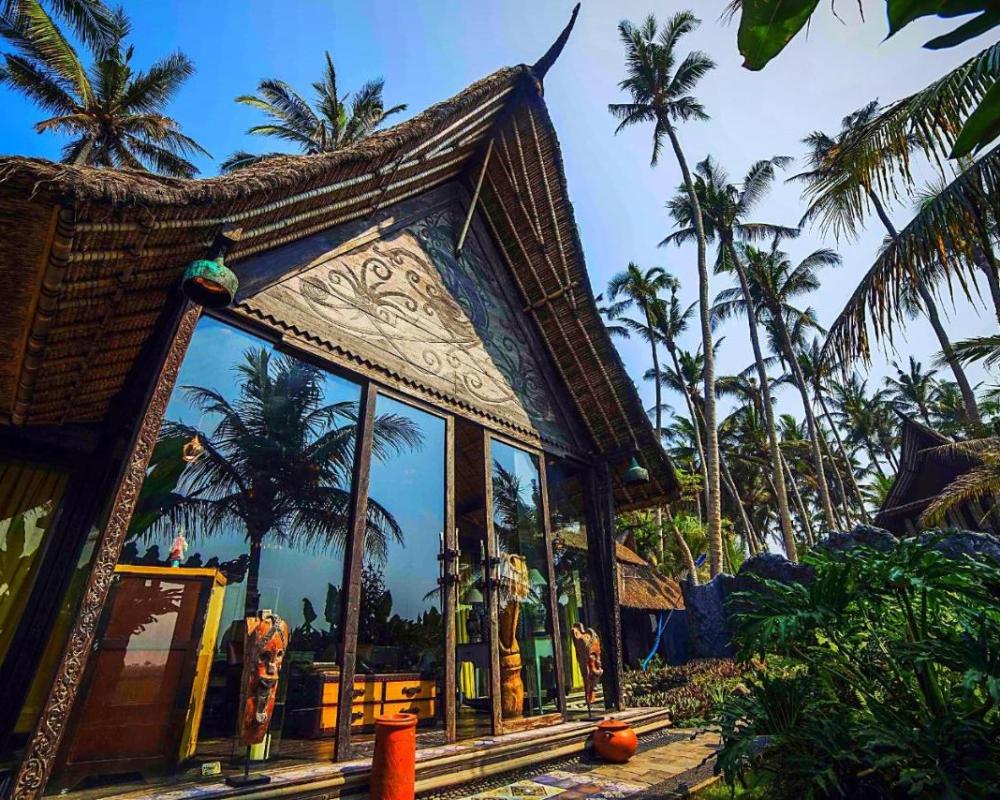 фото Beachfront Villa Laut Tabanan