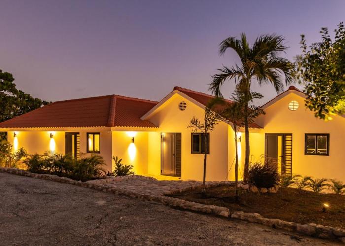 Kakina Lodges Jan Thiel