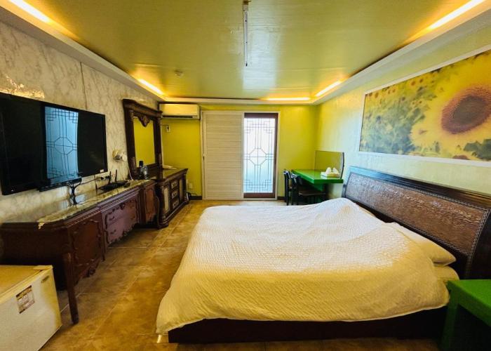 Top Motel