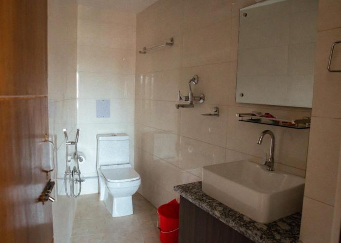 Kusum Airport Hotel