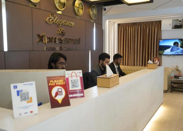 Xpressmall Hotel near Dhaka Airport
