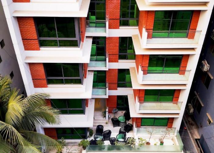 Xpressmall Hotel near Dhaka Airport