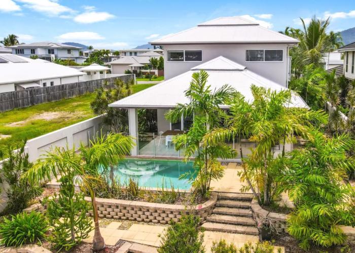The Anchorage - Ultimate Waterfront Villa