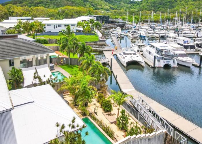 The Anchorage - Ultimate Waterfront Villa