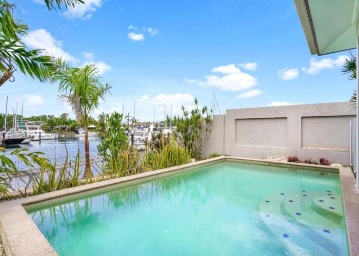The Anchorage - Ultimate Waterfront Villa
