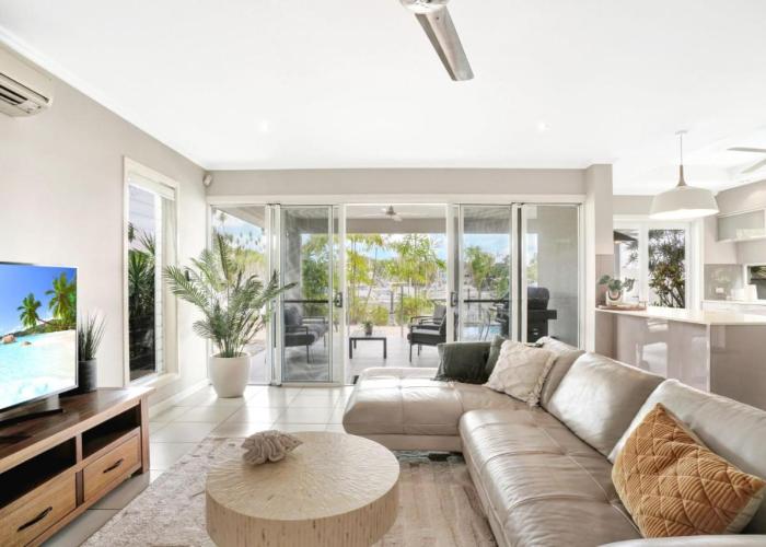 The Anchorage - Ultimate Waterfront Villa