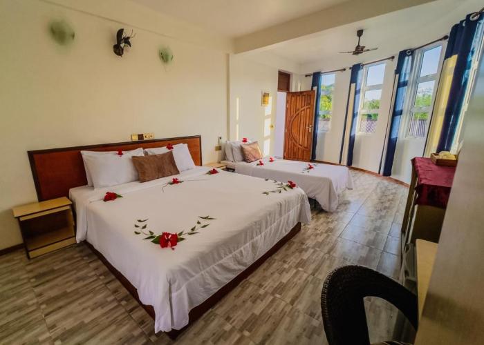 Hanifaru Beach Inn