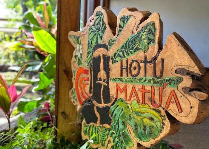 Hotel Hotu Matua by EI