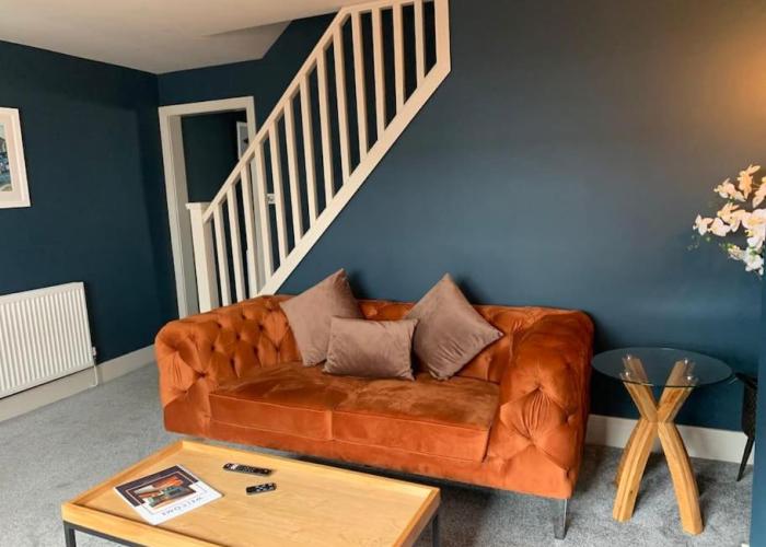 Rose Cottage, Windermere Centre, Lake Access