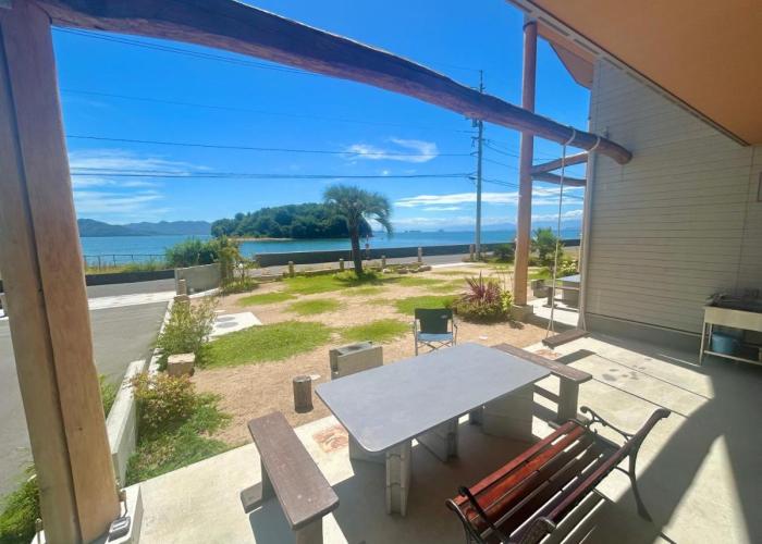 East Villa Shimanami Mukaishima seafront