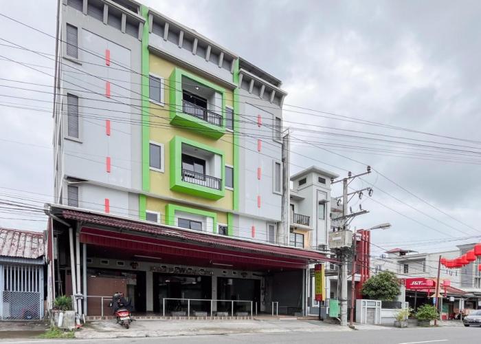 Capital O 93589 Hotel Wongso Syariah