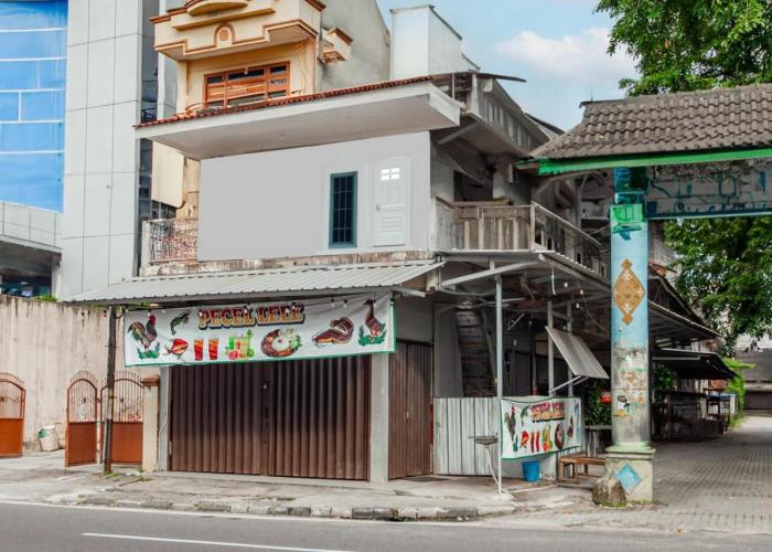 OYO 93630 Wongso Residence Syariah