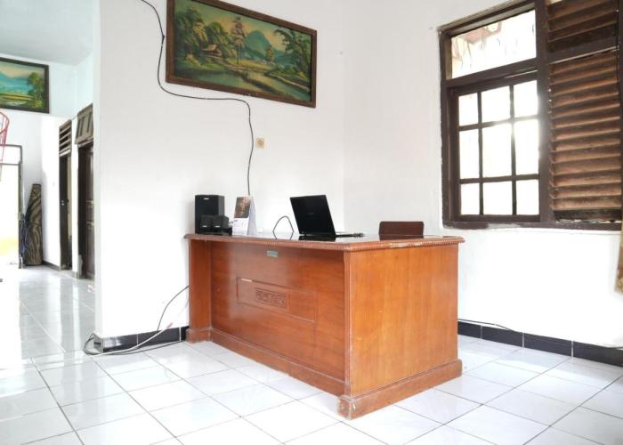 SPOT ON 93655 Home Stay Syariah Habibie