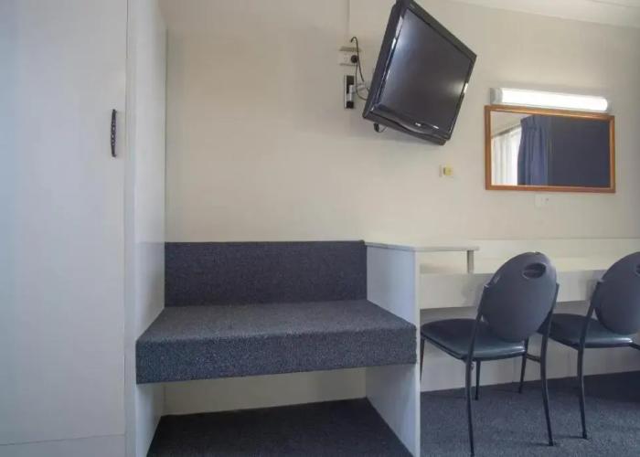 Acacia Motor Inn