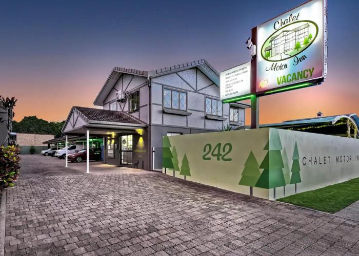 Chalet Motor Inn