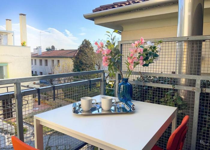 Spazioso Apt vicino Stazione - Posto Auto