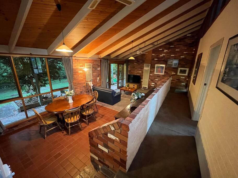 фото Creek cottage