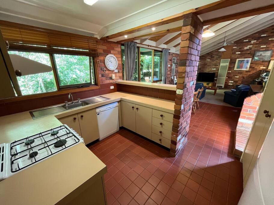 фото Creek cottage