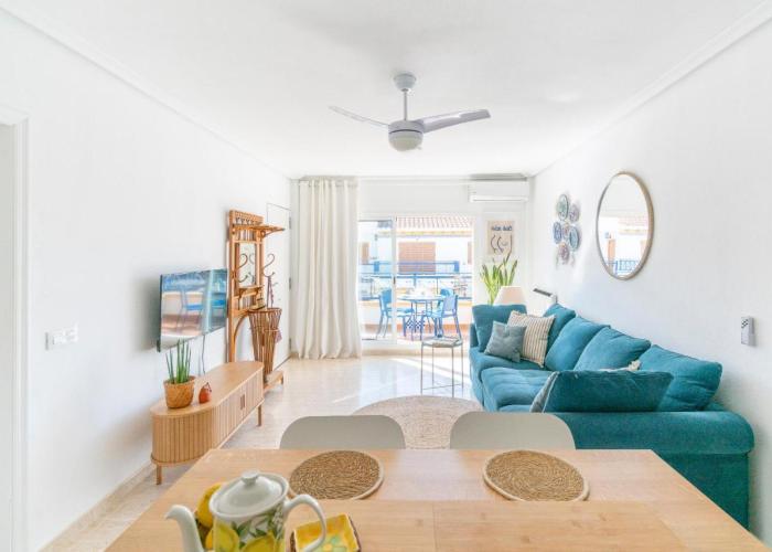 Apartamento ROSA del MAR Playas de Vera Ático en Primera Línea de Playa Piscina al Aire Libre Aparcamiento Gratuito WiFi Muy Rápido Acogedor con Calefacción