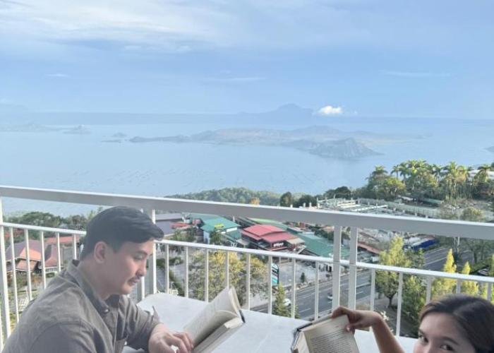 JT Tagaytay Suites