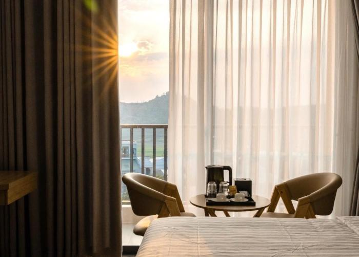 Diora Hotel Pleiku by HOS