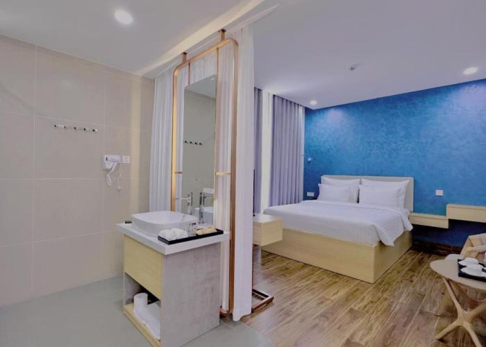 Diora Hotel Pleiku by HOS