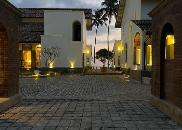 Candella House