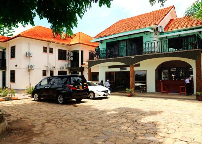 7 Days Motel Near UN Base
