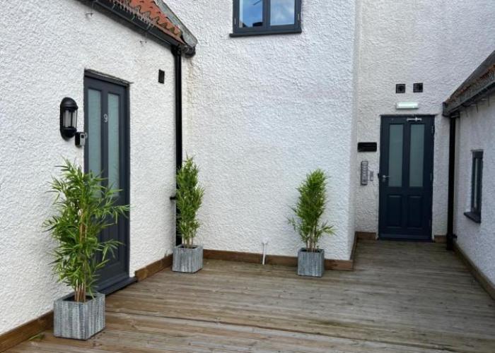 No 8 Plants Yard Modern studio in Worksop