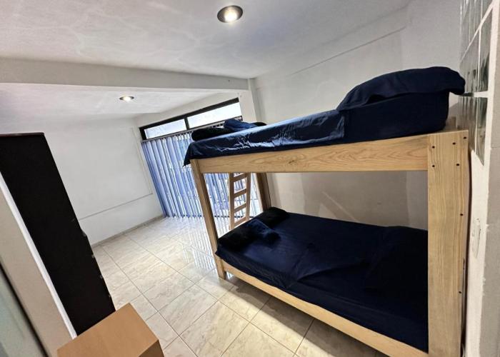 Suite #1B Cerca de autopista Mex-Qro.