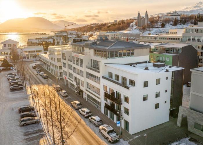 Luxury stylish apartment central Akureyri