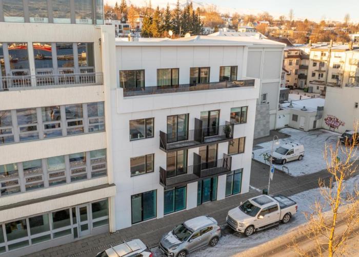 Luxury stylish apartment central Akureyri