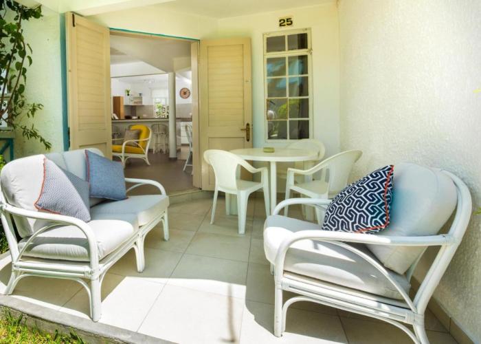 Cozy townhome near beach in heart of Grand Baie
