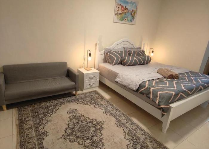 EEYANA HOMESTAY LAGENDA, TELUK INTAN