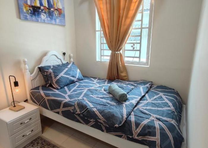 EEYANA HOMESTAY LAGENDA, TELUK INTAN