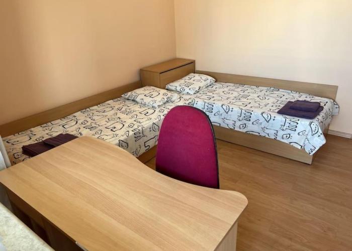 Lovely spacious 3BR just outside of city centre