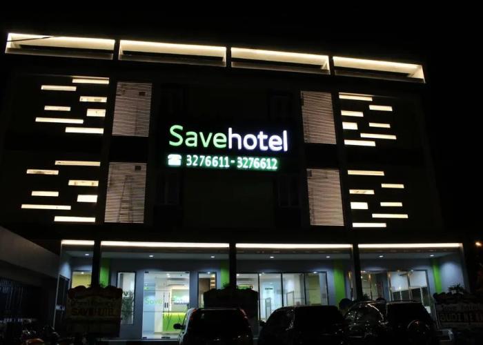 Save Hotel
