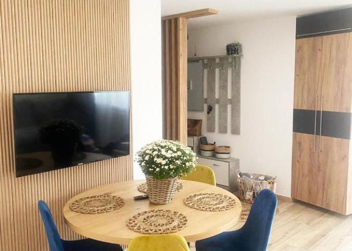 Studio magnifique avec terrasse spacieuse Loèche-les-Bains Vacances