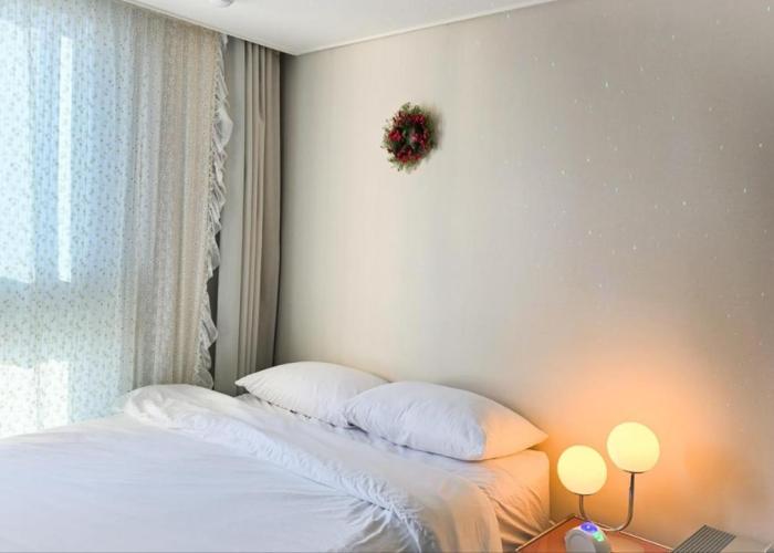 Dongseongro DSR&U Hotel room
